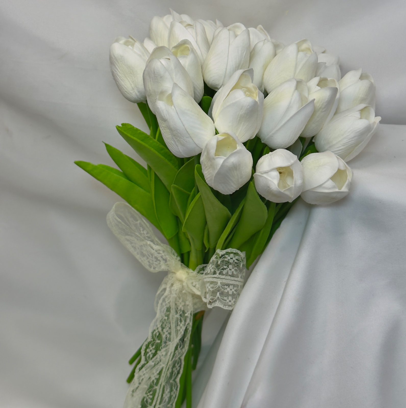 ხელოვნური კალა და ტიტა